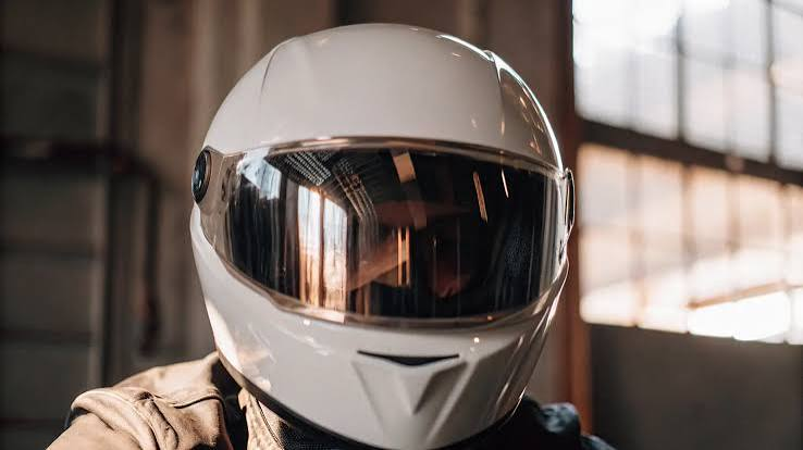 How to Clean a Full-Face Motorcycle Helmet: A Step-by-Step Guide